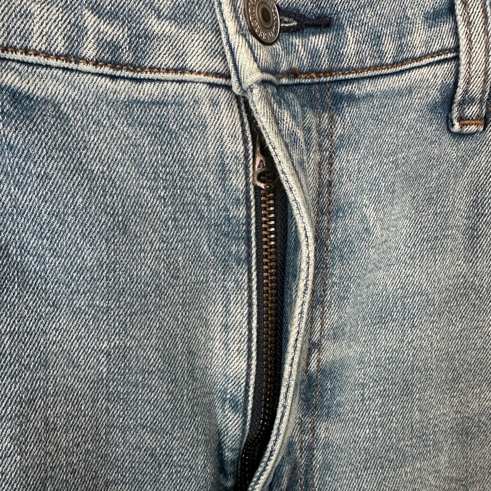 Abercrombie & Fitch Light Blue High-Rise Slim Straight Women's Jeans Size 28 - Picture 4 of 7